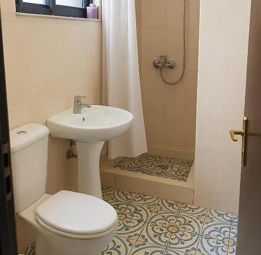 Cozy Big With Balcony דירה *