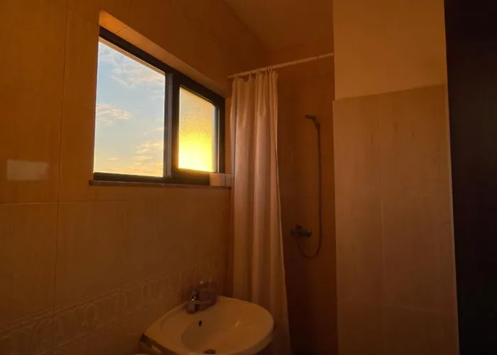 Cozy Big With Balcony *