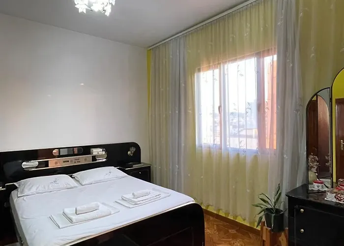 Cozy Big With Balcony Διαμέρισμα *